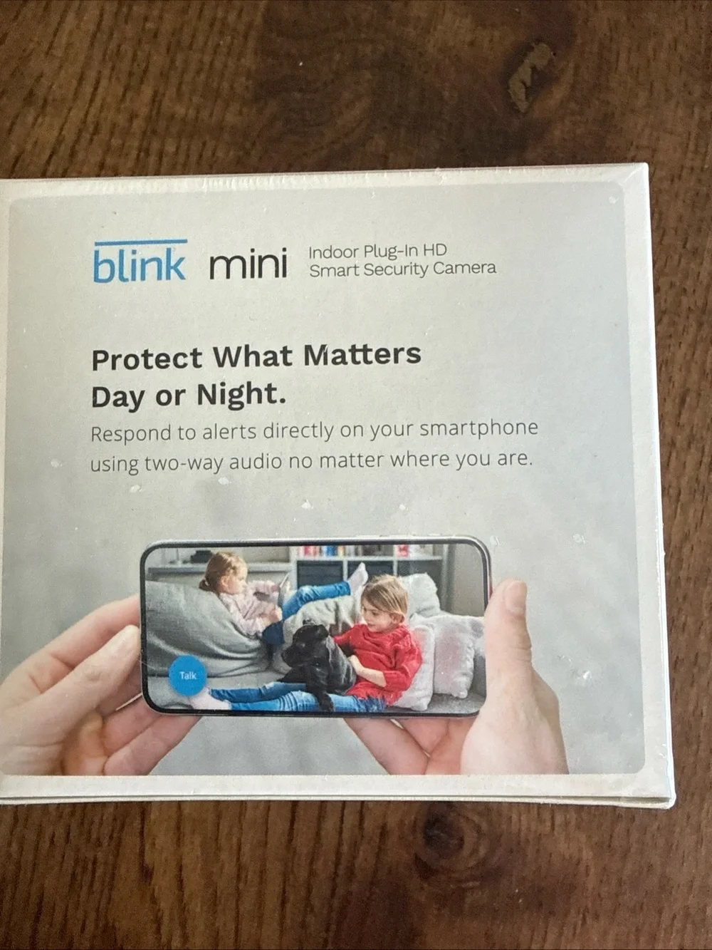 Link Mini Indoor Plug-In HD Smart Security Camera - White